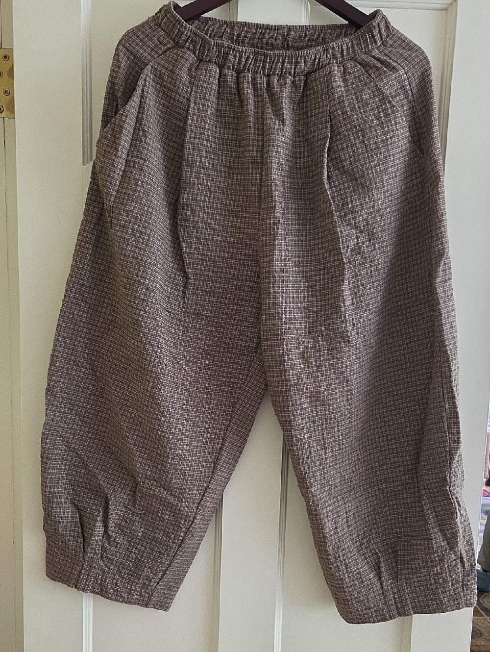 Mama B, Italian Fashion Brand, Cotton, Elastic Waist Brown Check Pants, Size L.